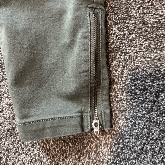 Knox Rose Women's Green Ankle Zipper Jeans Size 4 - Picture 2 of 13